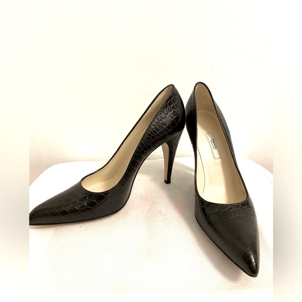 Prada Dark Brown Heels, Never Been Used